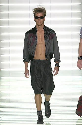 Look 10